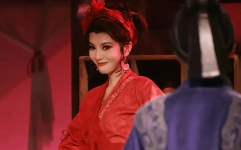 李云霄个人简介资料身高感情状况,结过婚离婚了老公曹帅简介照片