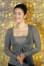 巩俐和张艺谋睡觉视频,揭秘张艺谋巩俐分手内幕原来是因为这个