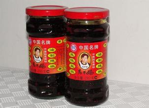 澳大利亚召回中国老干妈是怎么回事,老干妈陶华碧发家史很艰辛