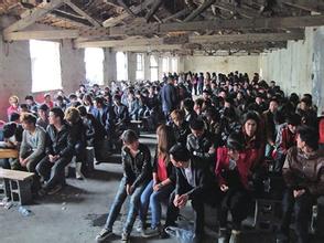 传销团伙被抓后给警察洗脑,被传销洗脑后特征