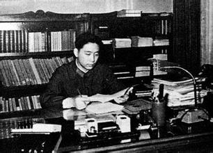 四人帮王洪文简介_四人帮的后代_四人帮王洪