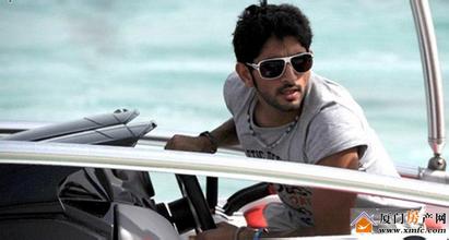 迪拜王储为什么是二王子,迪拜皇室成员王子有