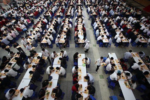 富士康打工怎么样 富士康最漂亮的打工妹 90后