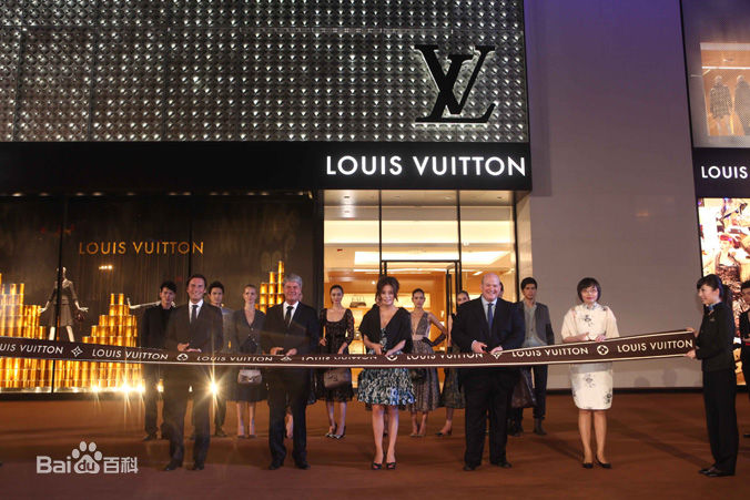 赵薇跟范冰冰谁更有钱 赵薇炒股一天赚多少钱