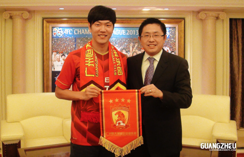 金英权在广州恒大年薪 恒大金英权简历最新消