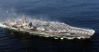 中国航母甲板有多厚及消防设施,航母甲板钢板