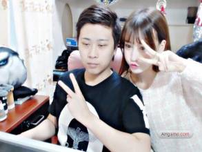 lol uu赵梦玥卢本伟夹腿门照片 赵梦玥被多人上