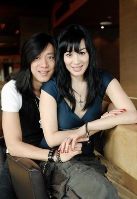 严铮现在的老婆是谁照片曝光 严铮个人资料简介 ...
