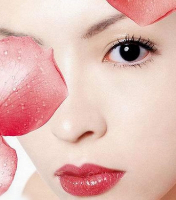 怎样防止女人眼部皱纹及护理小妙招 40岁女人