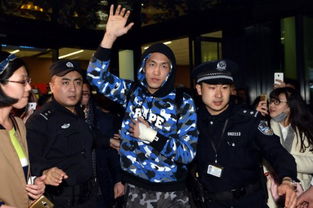 cba郭艾伦被打女友心疼 郭艾伦单挑林书豪 辽