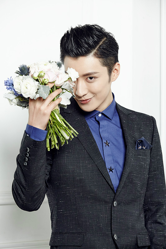 梁遗体照片遭泄露曝光敛财,乔任梁父亲报案告