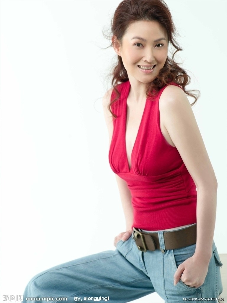 王思懿脸浮肿吓人是发福还是整容失败图王思懿老公是谁家庭背景_168看看网