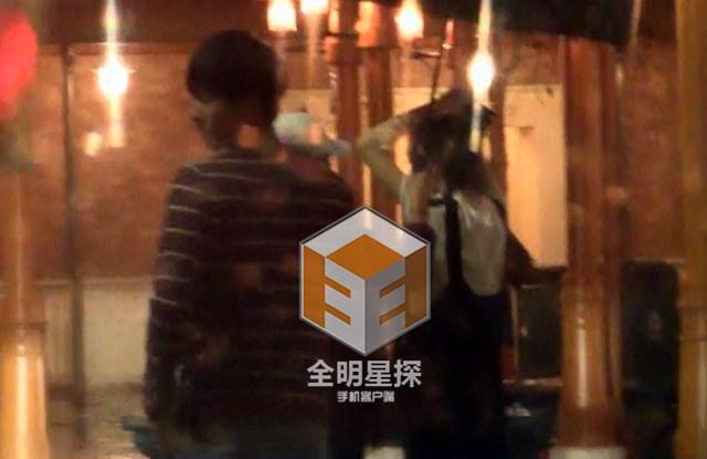 周冬雨与富二代前男友复合了吗 周冬雨田明鑫亲热大尺度照片曝光