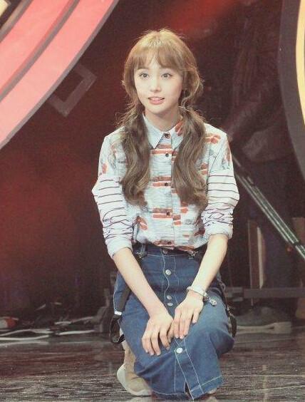 郑爽腰伤严重透露变瘦原因真相 杨洋为什么不