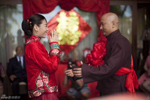 张雨绮婚后现身医院怎么了现场张雨绮老公袁巴元公司负债破产了吗