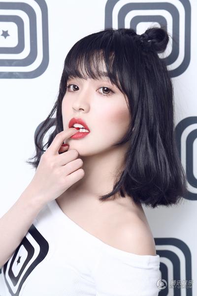 王全安90后女友左烨个人资料背景私照曝光 王全安嫖娼情史大揭秘