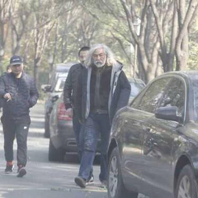 张纪中被送急诊现在怎么样了 张纪中怒砸樊馨蔓住宅原因真相揭秘