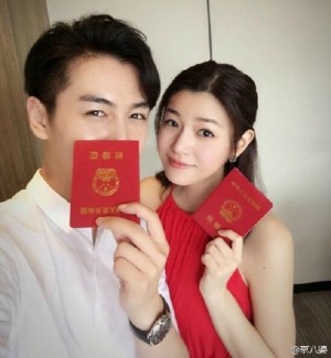 陈妍希提前生娃宝宝性别名字揭秘 陈晓陈妍希一家三口合照曝光
