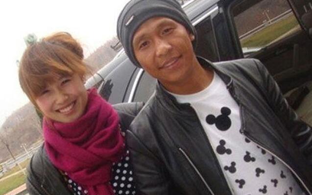 宋小宝二婚妻子霍晓红资料照片家庭背景,宋小宝为什么和前妻离婚