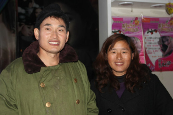 朱之文一年收入多少钱大衣哥朱之文离婚了吗现任老婆是谁照片资料