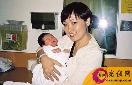 曾志伟与前妻宝妈王美华离婚原因?宝妈王美华年轻时照片再婚了吗