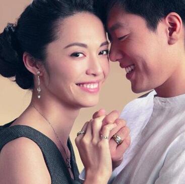 姚晨前夫凌潇为什么离婚真实原因揭秘 姚晨生孩子凌潇肃回应