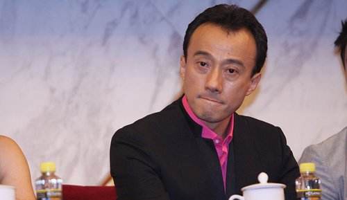 赵立新个人资料老婆俞岚照片 赵立新为什么与异国前妻离婚原因