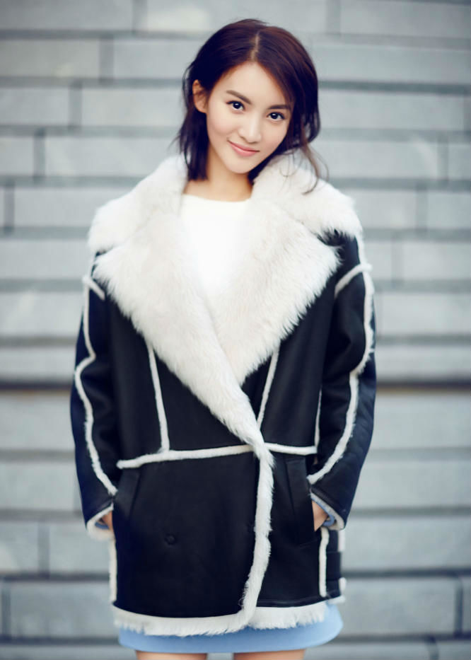 邓伦的眼睛怎么回事整容了吗,邓伦的人品怎么