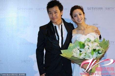 陈思成佟丽娅离婚了吗内幕揭秘 陈思成佟丽娅家暴图片曝光
