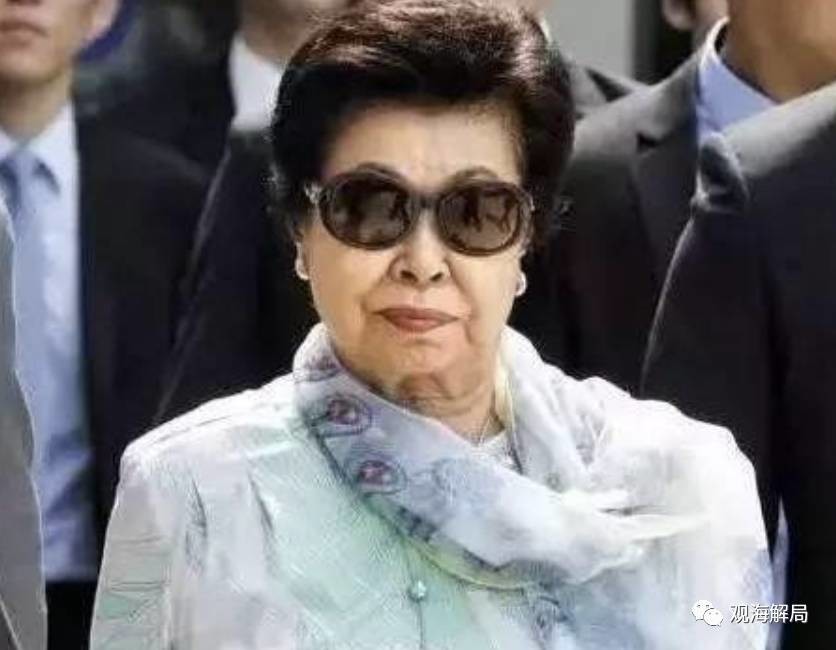 乐天辛格浩第三任妻子许美敬年轻时照片,辛格浩祖籍是日本真的吗