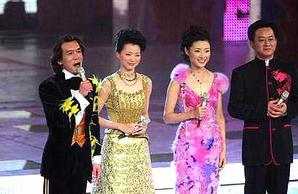李咏黑色三分钟好尴尬怎么回事 春晚后李咏和朱军打架视频图曝光