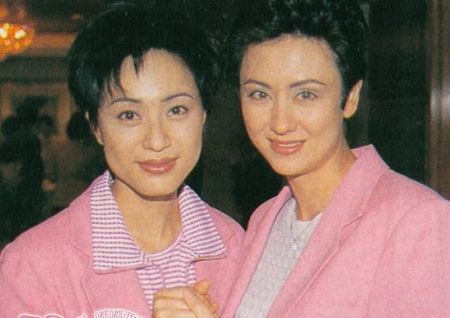 洪金宝现任老婆高丽虹年轻时照片曝光洪金宝的老婆 ...