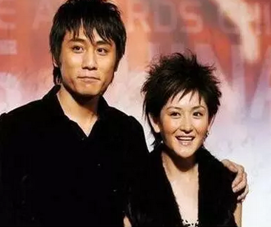 刘烨谢娜分手真相令人唏嘘原因揭秘 谢娜不孕真相因为刘烨真的吗