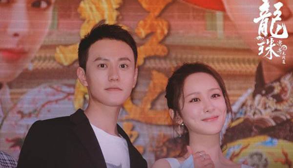 杨紫秦俊杰是怎么认识的亲吻照曝光秦俊杰看杨紫的眼神如何现场图