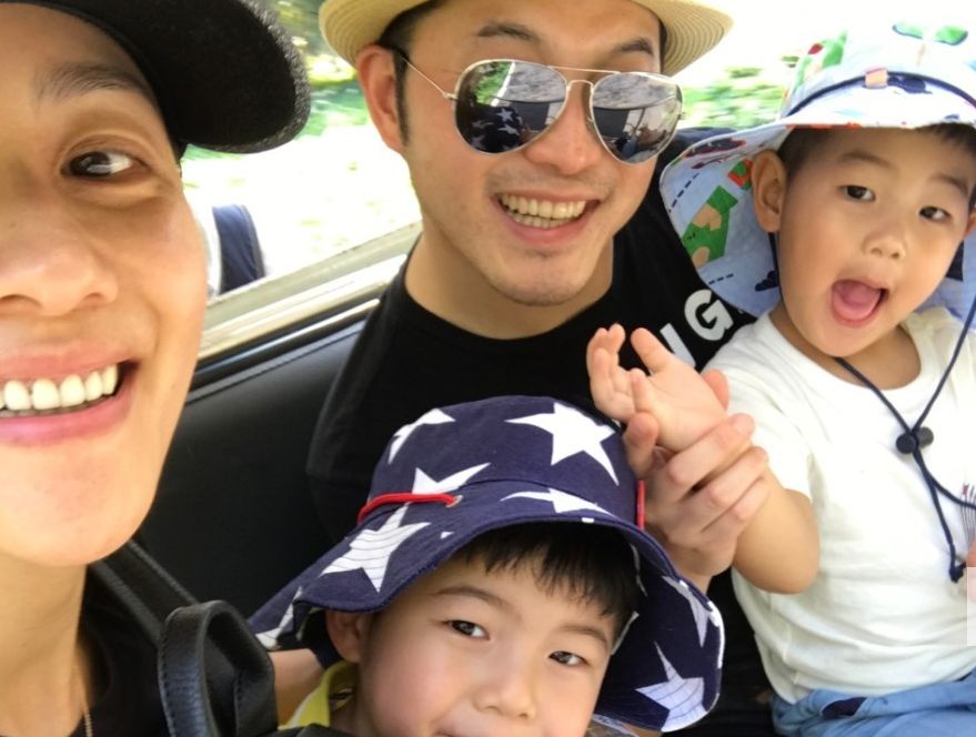 胡可沙溢太假了婚姻有问题真的吗沙溢和黄晓明不尴尬吗同台照片