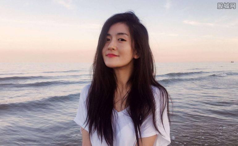 谢娜比张杰大几岁真实年龄是多少曝光 张杰谢娜为什么不生孩子原