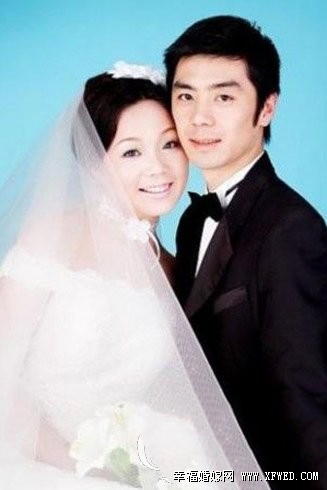 闫妮和老公为什么离婚原因内幕曝光闫妮现任老公是谁简历背景遭扒