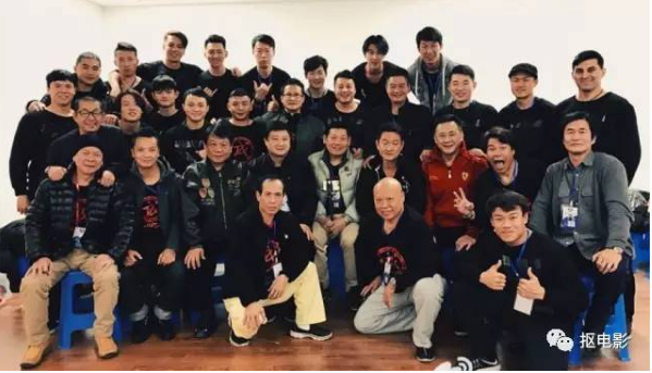 成家班与洪家班的恩怨揭秘哪个厉害 成家班成员报酬待遇多少曝光