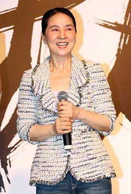 成龙为什么害怕林凤娇真相原因曝光 成龙给吴绮莉多少钱内幕