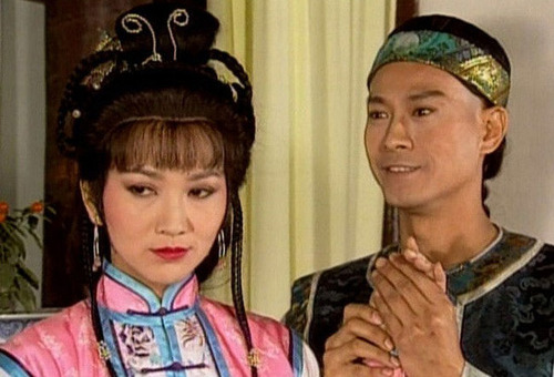 赵雅芝为什么恨郑少秋原因曝光赵雅芝和郑少秋怀孕过看妇科真的吗