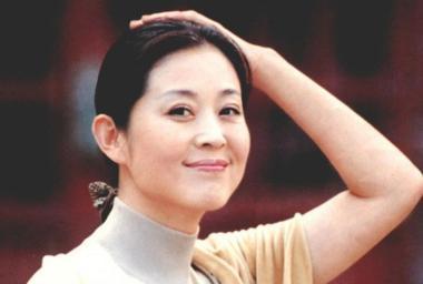 倪萍割双眼皮了吗整容对比照曝光 倪萍为什么老的这么快真相内幕