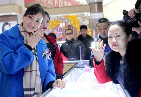 戴娇倩老公是谁照片资料背景曝光 戴娇倩为什么不红原因内幕揭秘