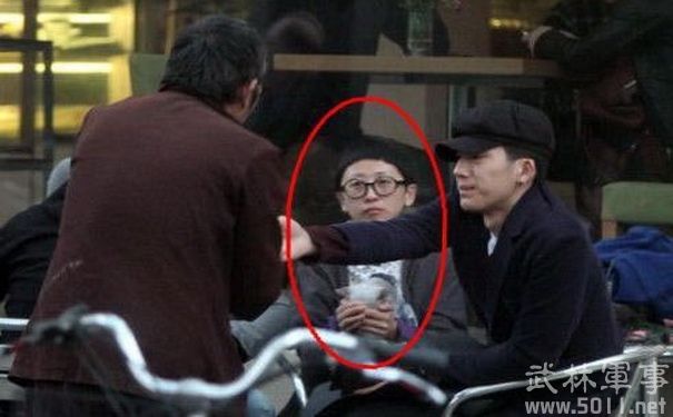 何炅女友王菁个人资料照片曝光 王菁何炅的孩子叫什么真相揭秘