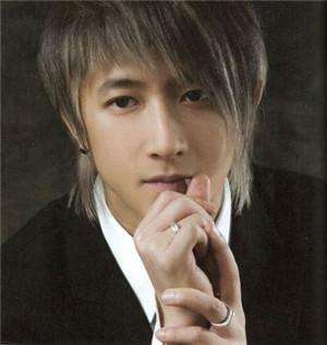 韩庚自爆偷电脑黑历史遭扒 韩庚为什么不红了