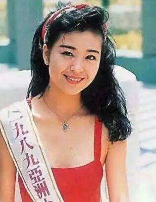 伍咏薇为什么叫伍姑娘克死前夫翁江培?伍咏薇练海棠为什么没孩子