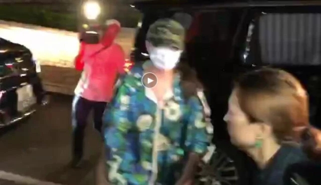 任达华腹部手术完成妻子女儿现身 深夜转至香港医院现场照片曝光