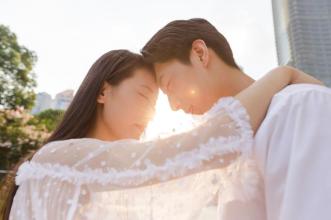 为什么直男不会主动 男生不主动联系但回复你消息是喜欢还是吊着