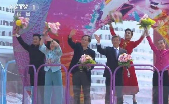国庆阅兵明星名单曝光,原来有这么多熟悉的面孔你注意到了吗?