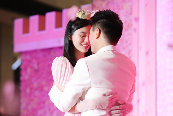 何猷君奚梦瑶什么时候结婚办婚礼了吗?奚梦瑶何猷君怎么认识的