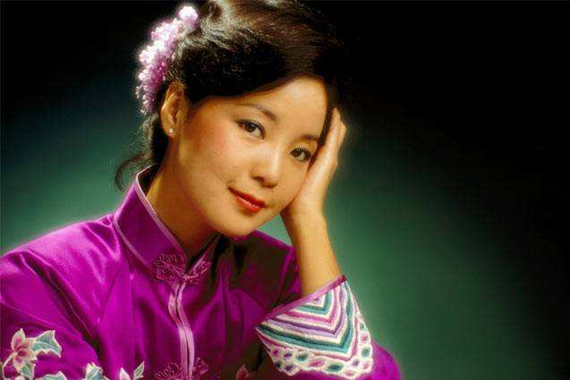老梁说邓丽君之死真相,曝邓丽君情史最爱的是谁保罗没有辜负她吗